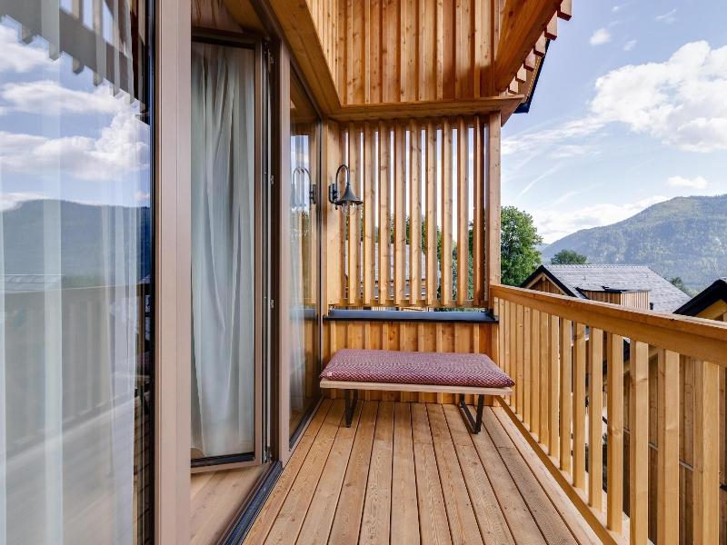 Hideaway Hotel Montestyria Chalets Suiten image