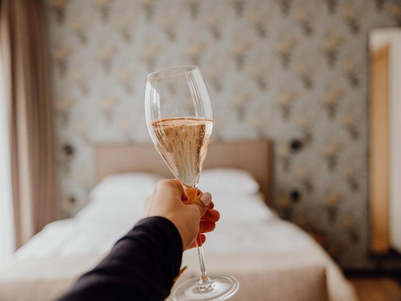 Hideaway Hotel Montestyria Chalets Suiten image