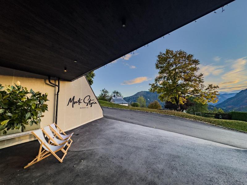 Hideaway Hotel Montestyria Chalets Suiten image