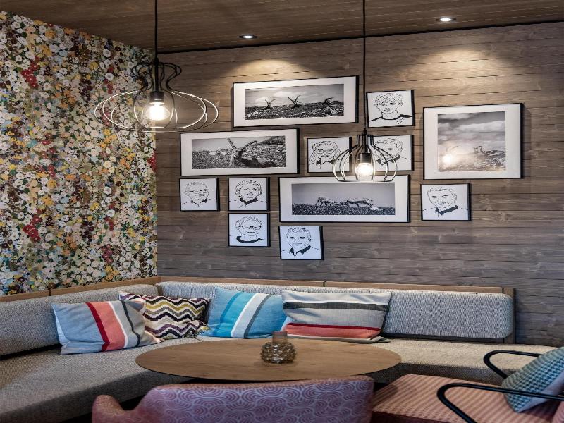 Hideaway Hotel Montestyria Chalets Suiten image