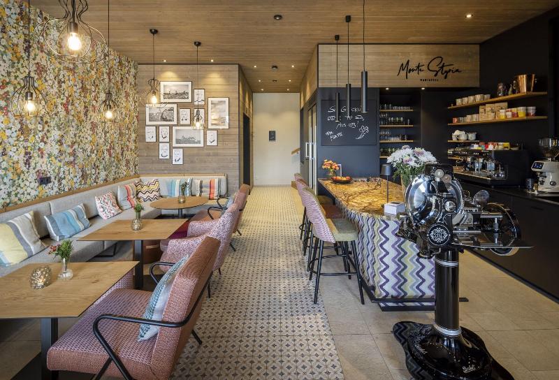 Hideaway Hotel Montestyria Chalets Suiten image