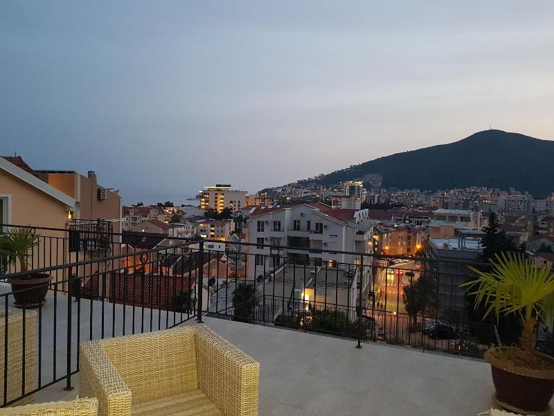 Villa Lutovac image