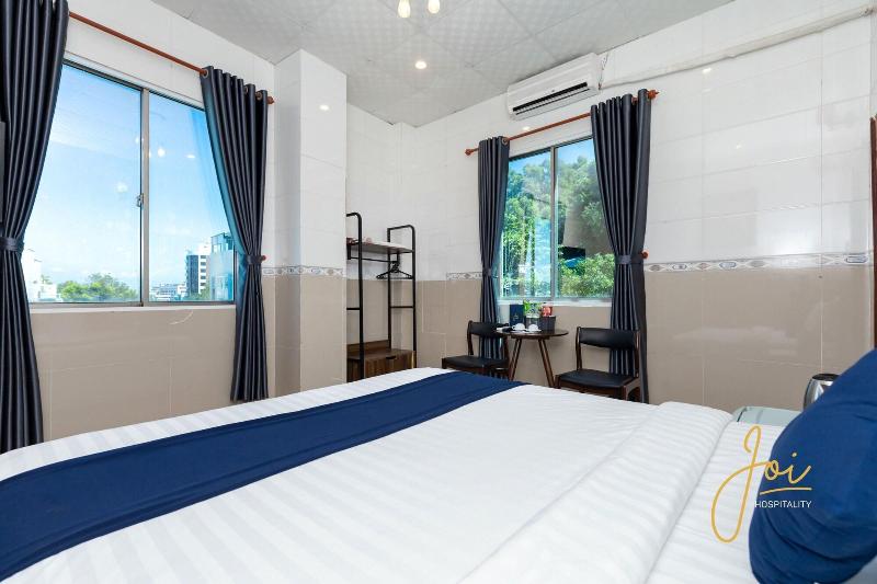 Front Beach Hotel By Joi Hospitality image