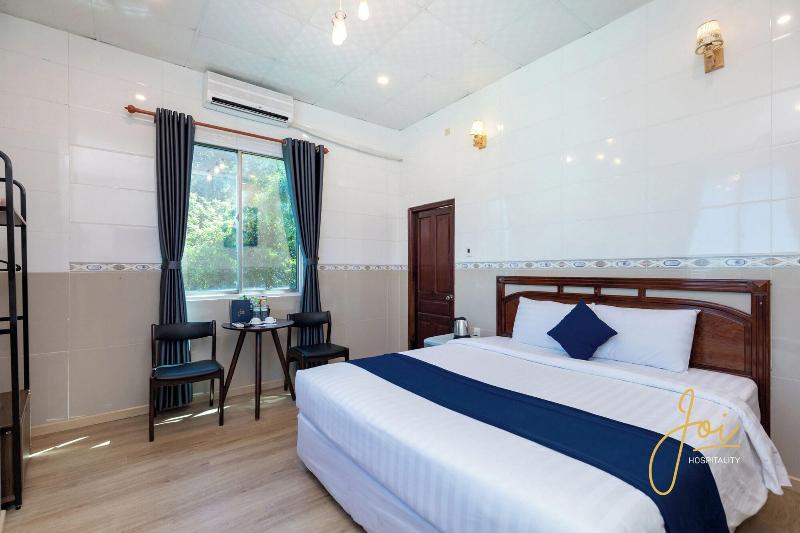 Front Beach Hotel By Joi Hospitality image