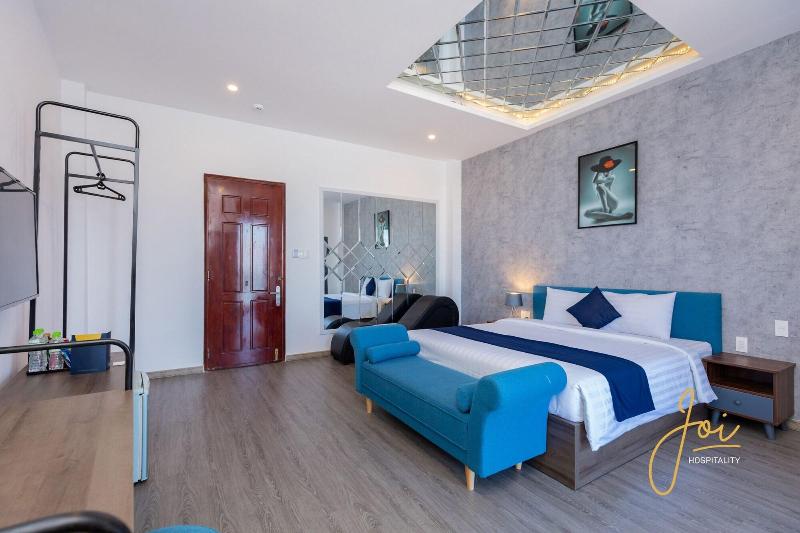 Front Beach Hotel By Joi Hospitality image