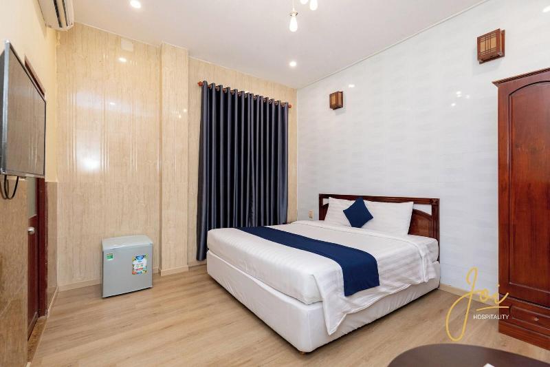 Front Beach Hotel By Joi Hospitality image