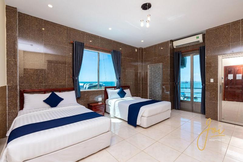 Front Beach Hotel By Joi Hospitality image