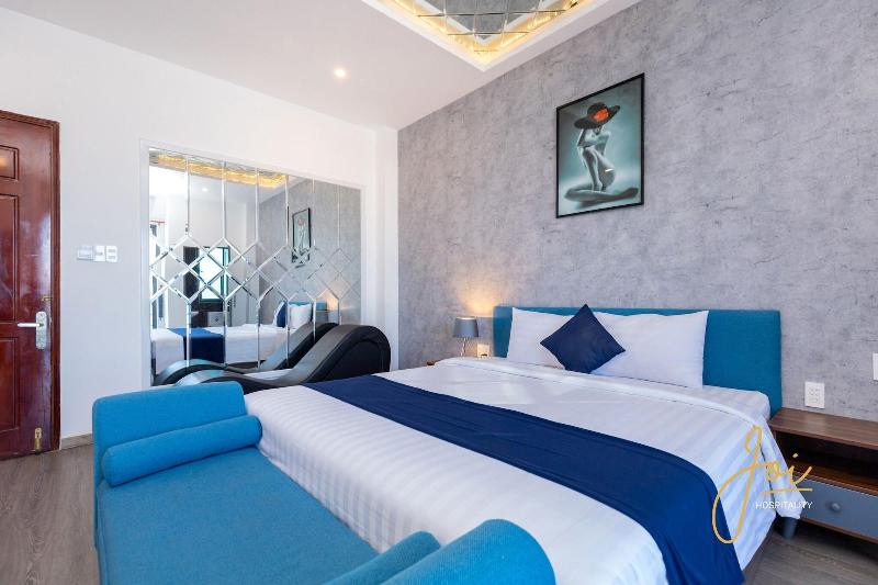 Front Beach Hotel By Joi Hospitality image
