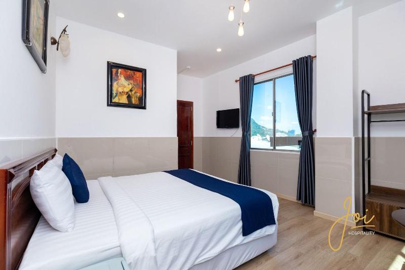 Front Beach Hotel By Joi Hospitality image