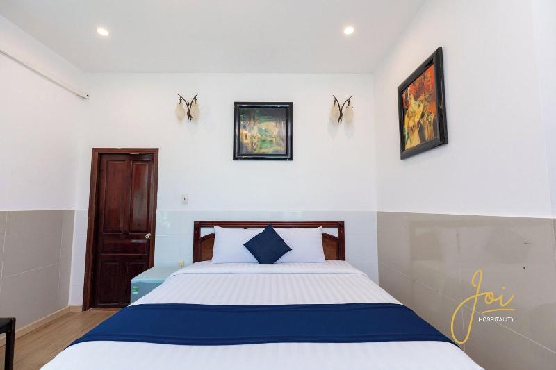 Front Beach Hotel By Joi Hospitality image