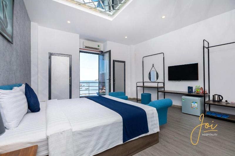Front Beach Hotel By Joi Hospitality image