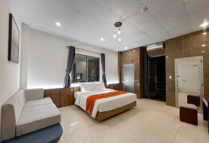Front Beach Hotel By Joi Hospitality image