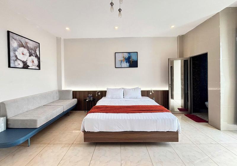 Front Beach Hotel By Joi Hospitality image