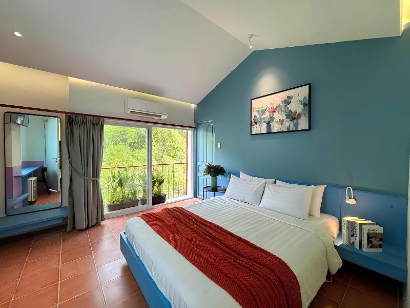 Front Beach Hotel By Joi Hospitality image