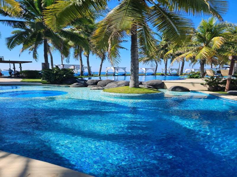 Los Cabos Monterrico Bylaurora Inn