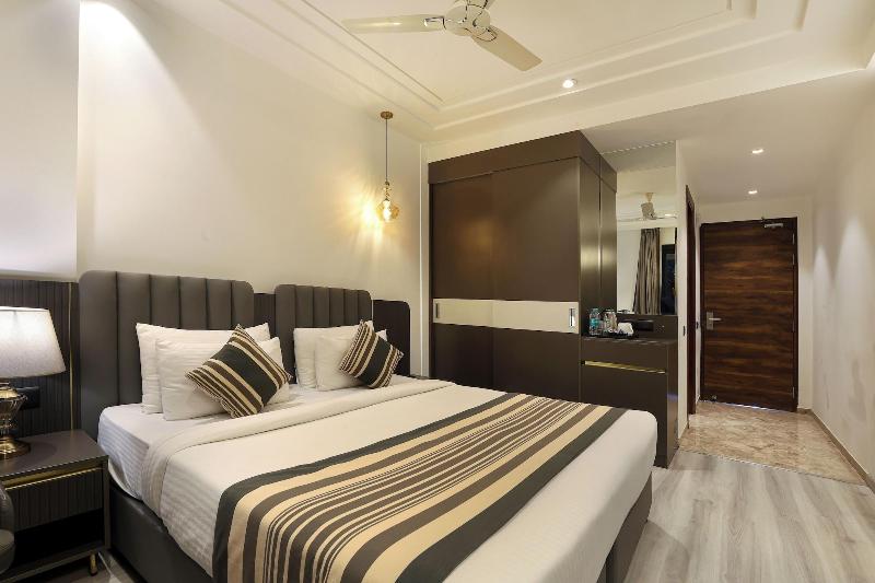 Opo Hotel Iffco Chowk image