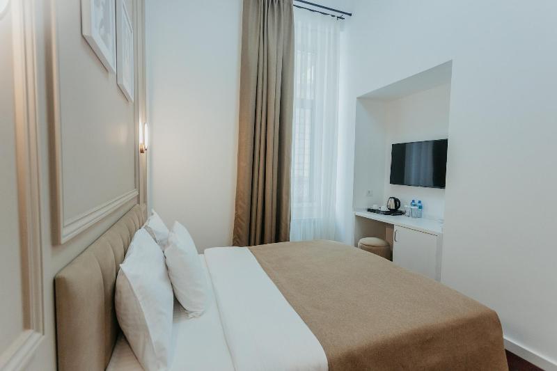 Callisto Hotel image