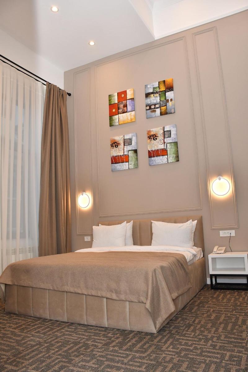 Callisto Hotel image