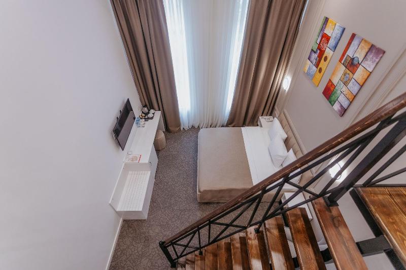 Callisto Hotel image