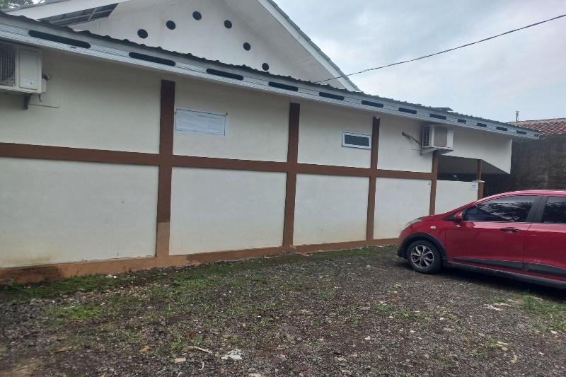 Oyo 93749 Aksana Homestay Syariah — exterior view