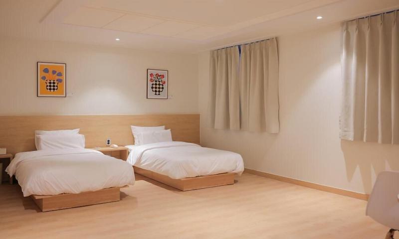 Ace Hotel By Cozy Daejeon Yuseong Branch image