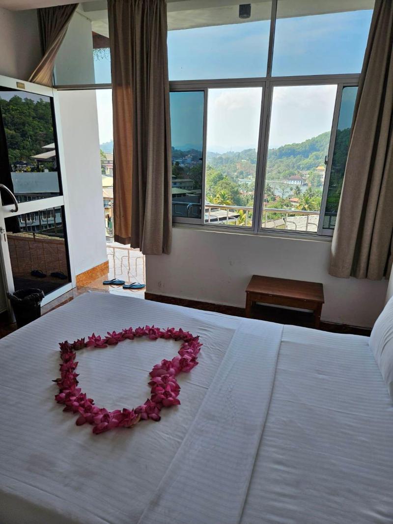 Oyado Marufuku image