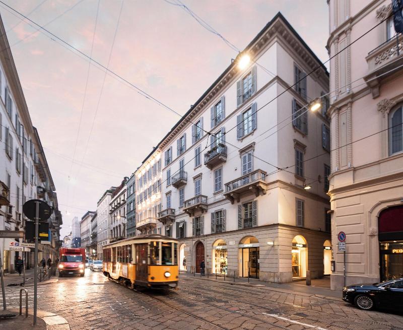 Domya Manzoni 25 image