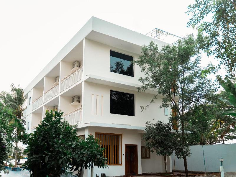 Skylar Seaview Beach Resort And Spa image