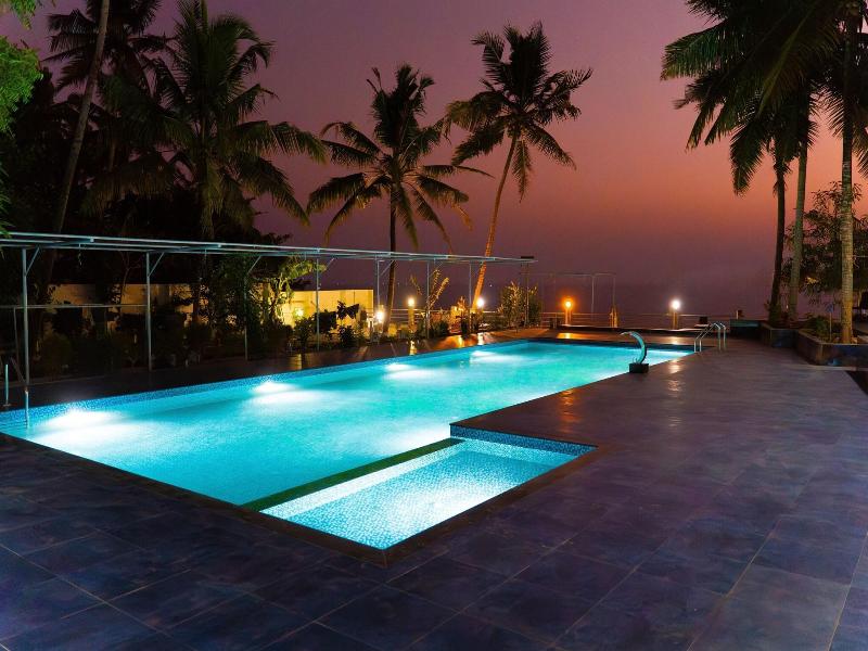 Skylar Seaview Beach Resort And Spa image