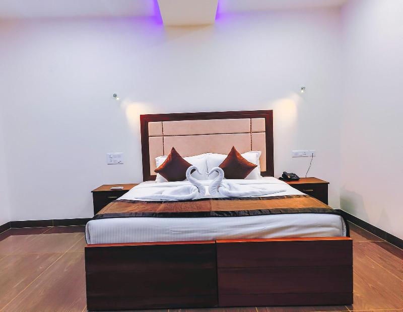 Skylar Seaview Beach Resort And Spa image
