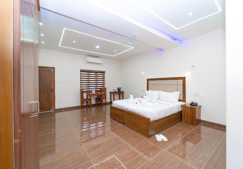 Skylar Seaview Beach Resort And Spa image