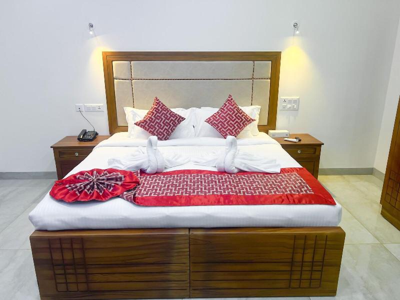 Skylar Seaview Beach Resort And Spa image