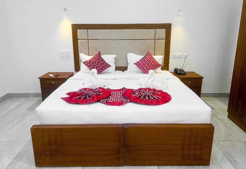 Skylar Seaview Beach Resort And Spa image