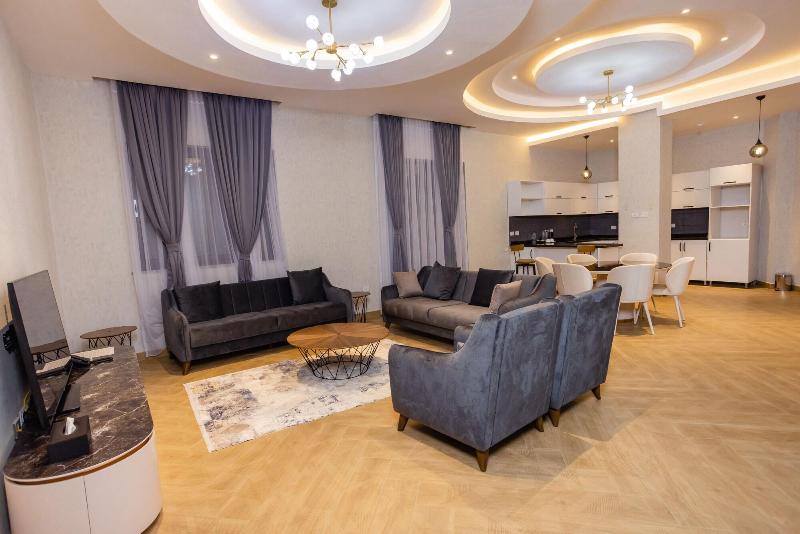 Shitaye Suite Hotel image