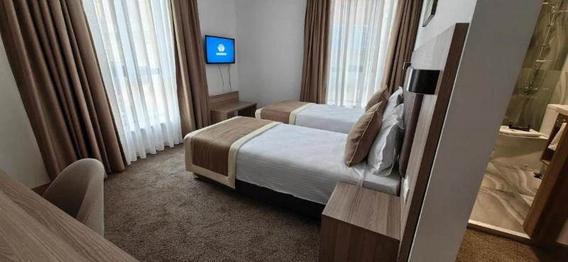 Evelin Deluxe House image