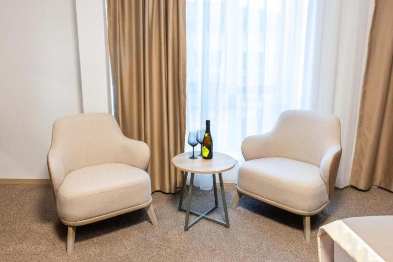 Evelin Deluxe House image