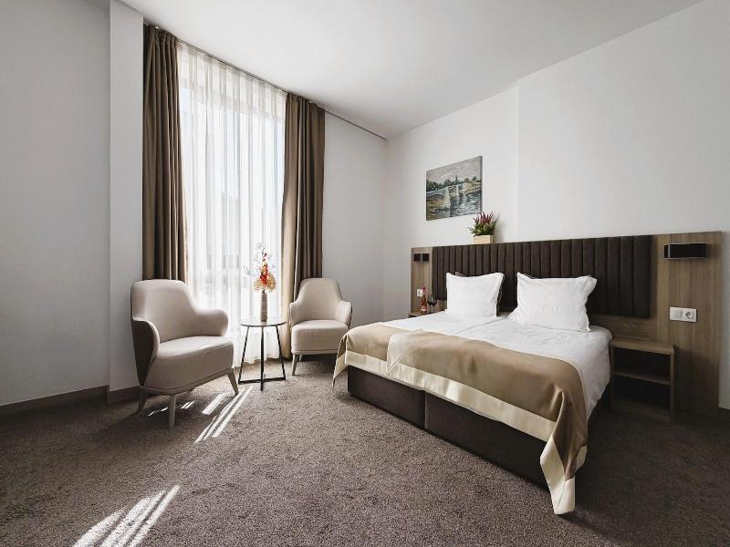 Evelin Deluxe House image