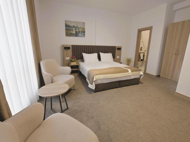 Evelin Deluxe House image