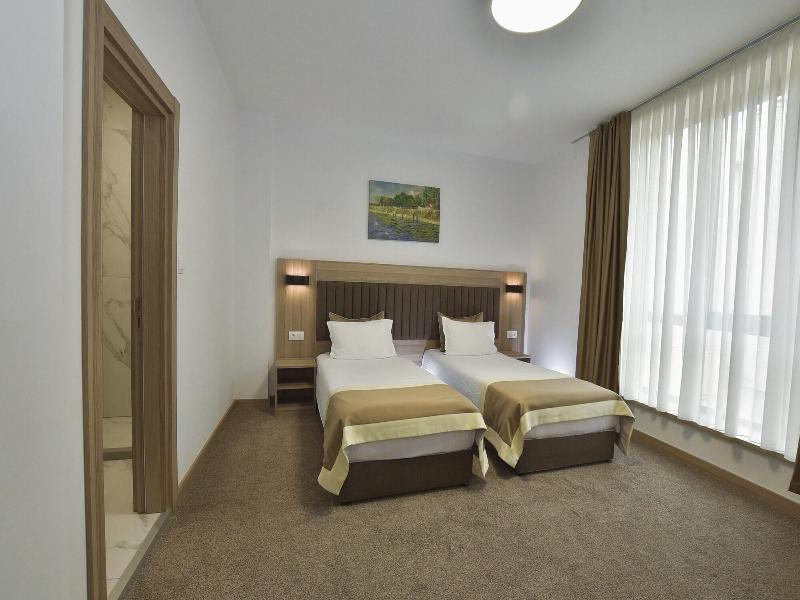 Evelin Deluxe House image