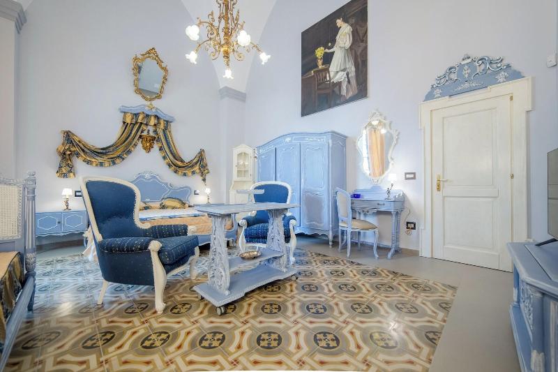 The Crown Palace image