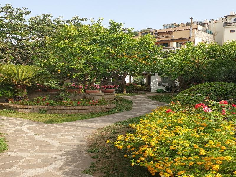 Il Roseto Resort image