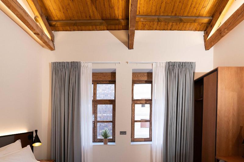 Prisma Suites image