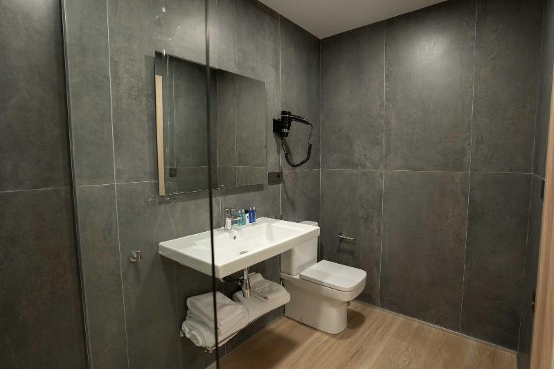 Prisma Suites image
