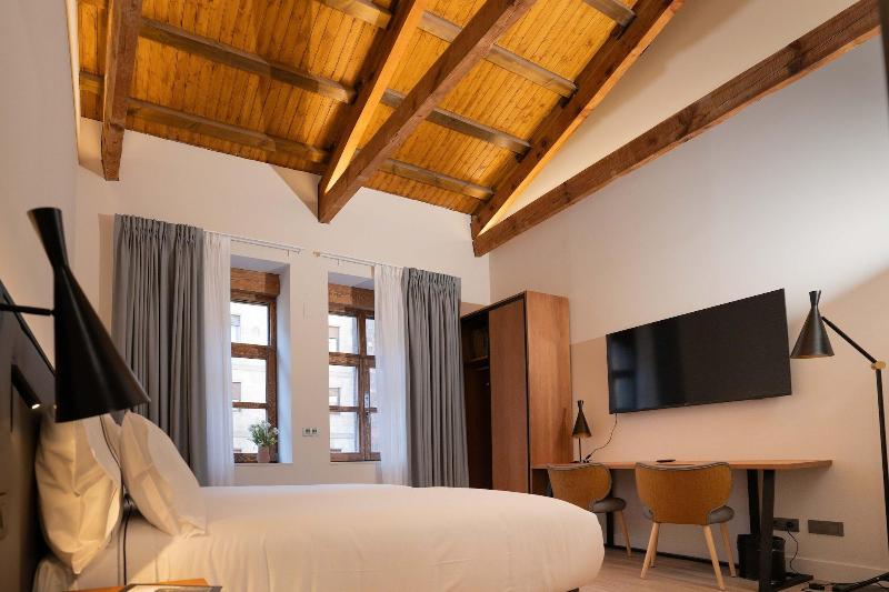 Prisma Suites image