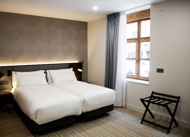 Prisma Suites image