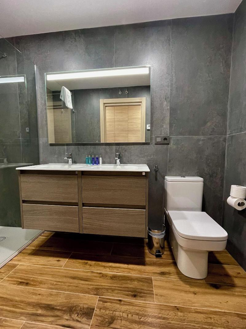 Prisma Suites image