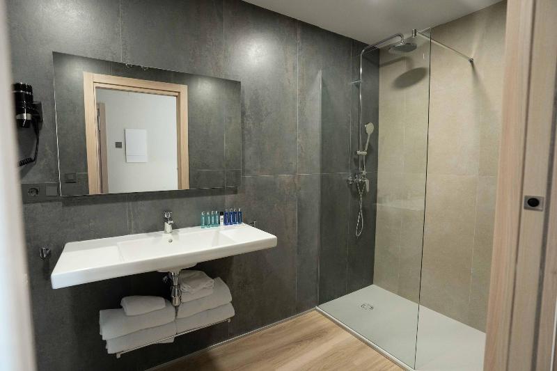 Prisma Suites image