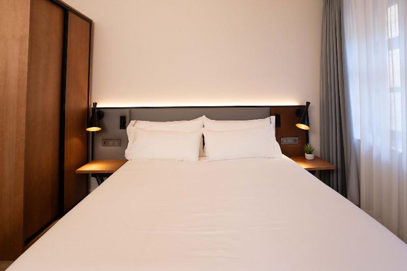 Prisma Suites image