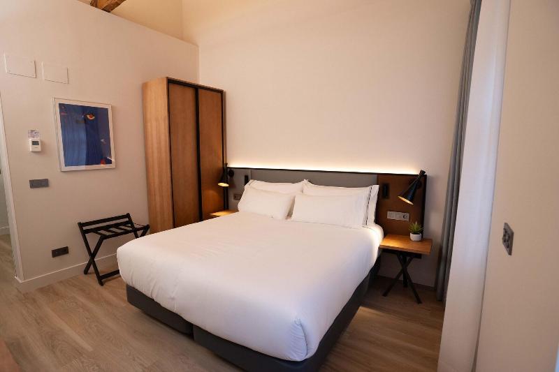 Prisma Suites image