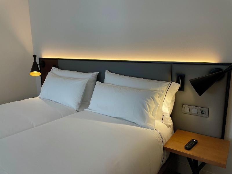 Prisma Suites image